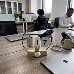 Modern Circular Desktop Flip Calendar